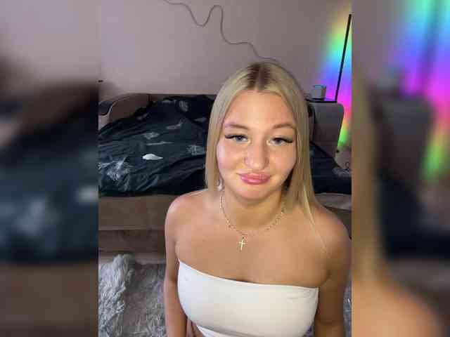 free chat cam BarbieandKen