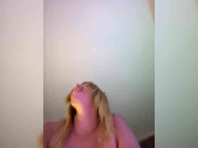 KaRa_The_Batman webcam