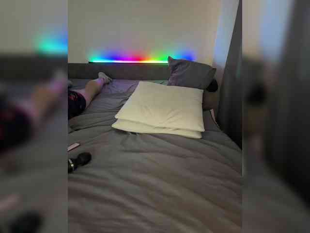 HOT_HONEY_CLUB webcam