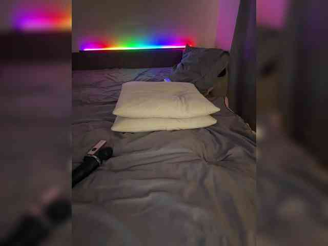 HOT_HONEY_CLUB webcam