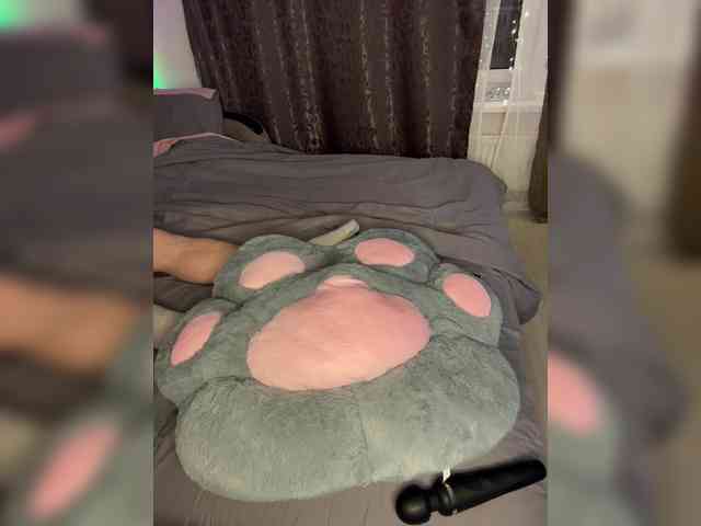 TheBerryQueen webcam