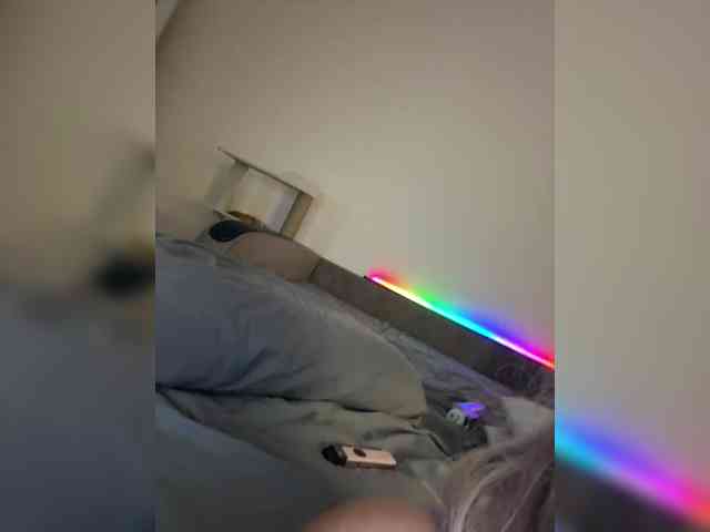 HOT_HONEY_CLUB webcam