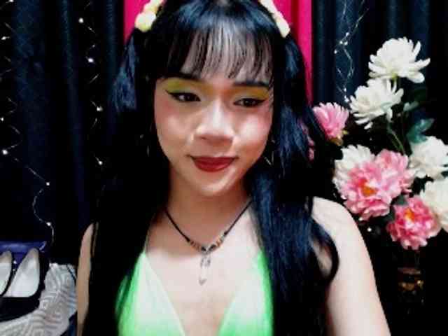 FRESHyoungBHEA Live Webcam on BongaCams