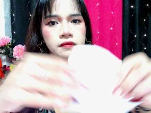 FRESHyoungBHEA Live Webcam on BongaCams