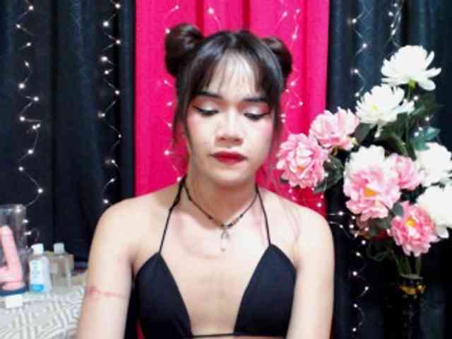 FRESHyoungBHEA Live Webcam on BongaCams