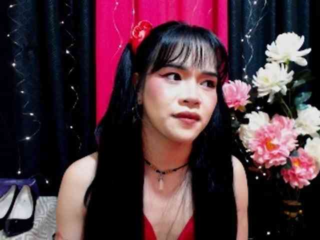 FRESHyoungBHEA Live Webcam on BongaCams