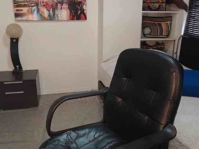 MilfLatina69 webcam