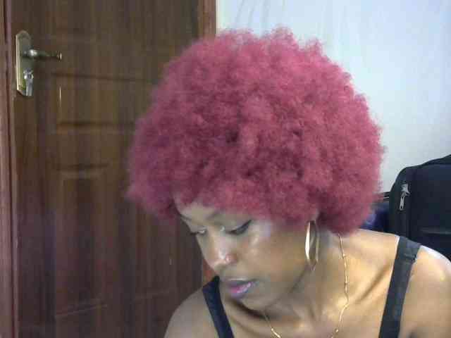 Sweetkiki Live Webcam on BongaCams