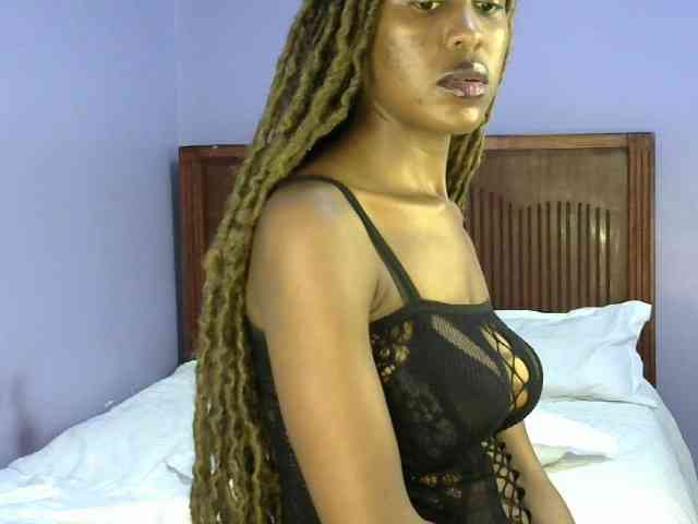 Sweetkiki Live Webcam on BongaCams
