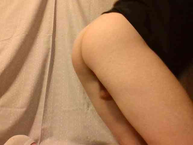 yummyerro Live Webcam on BongaCams