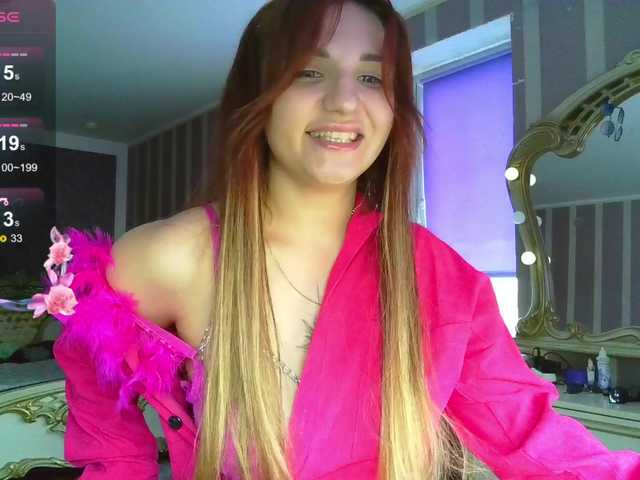 MagicalLouu's BongaCams show and profile