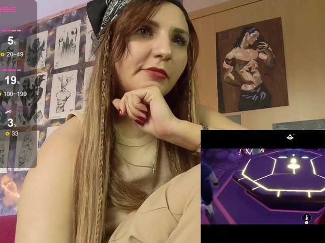 MagicalLouu live cam