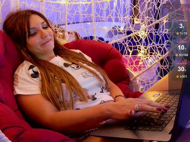 MagicalLouu's BongaCams show and profile