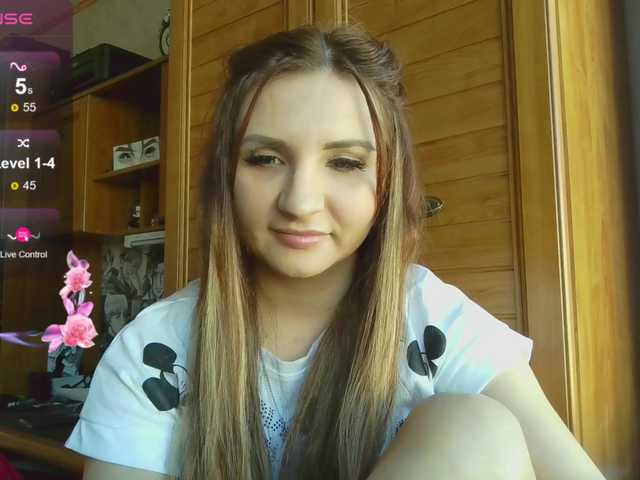 MagicalLouu's BongaCams show and profile