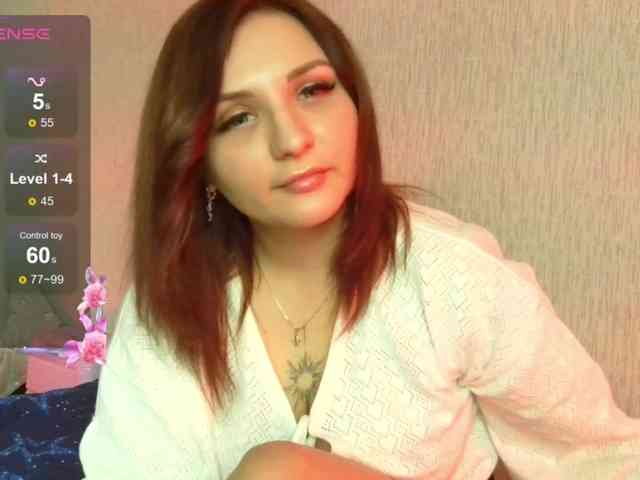 MagicalLouu webcam