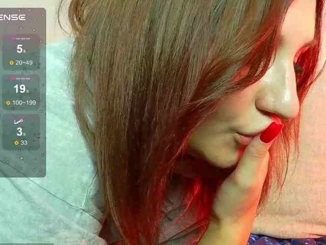 MagicalLouu webcam