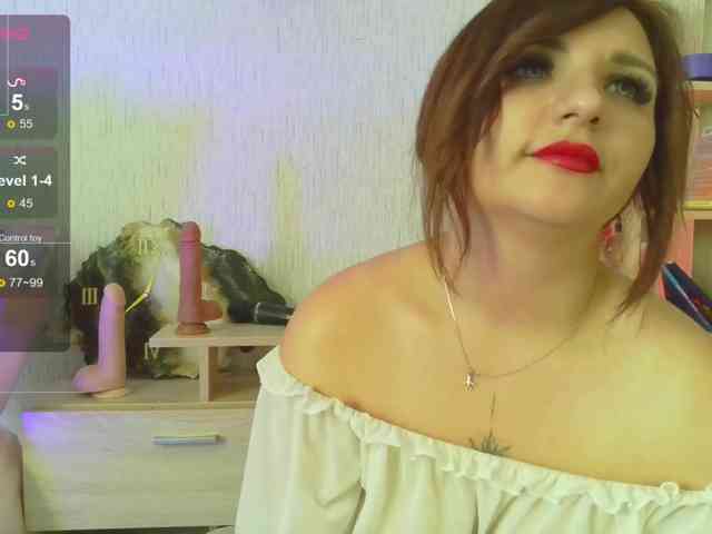 MagicalLouu webcam