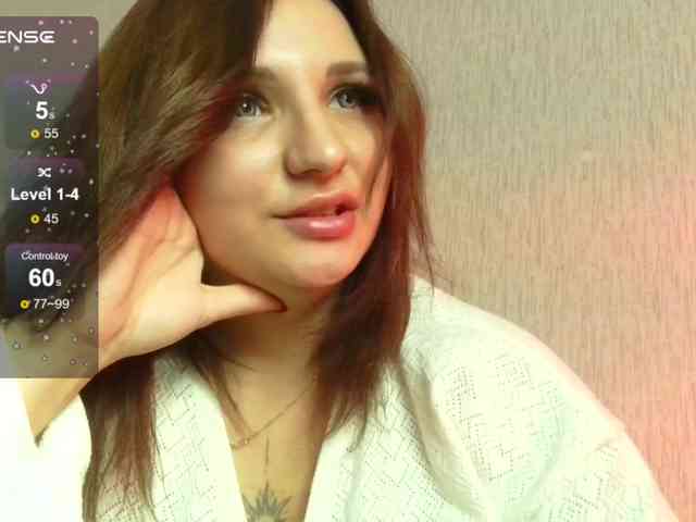 MagicalLouu webcam