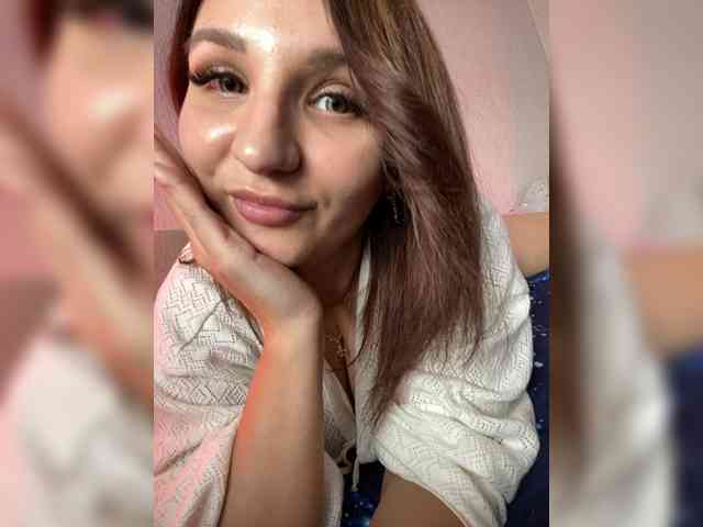 MagicalLouu webcam