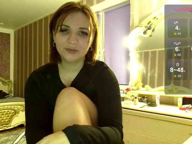 MagicalLouu Live Webcam on BongaCams