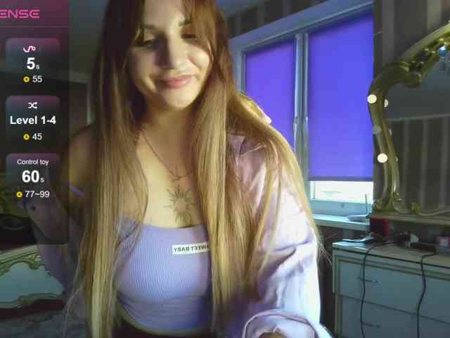 MagicalLouu Live Webcam on BongaCams