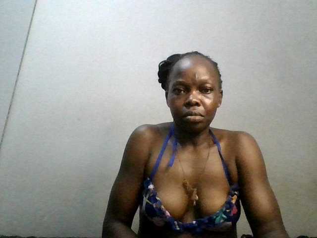 Bubbly254 on BongaCams 