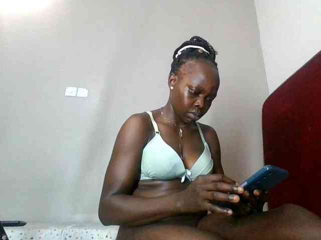 Bubbly254 webcam