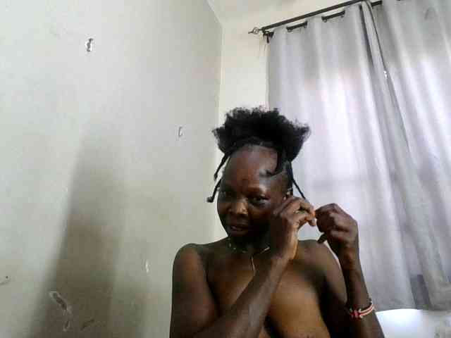 Bubbly254 webcam