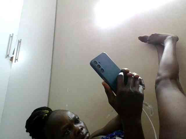 Bubbly254 webcam