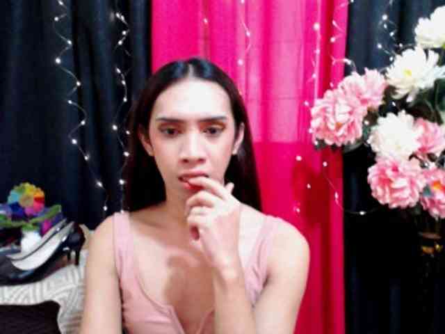 HORNYtsJHANA Live Webcam on BongaCams