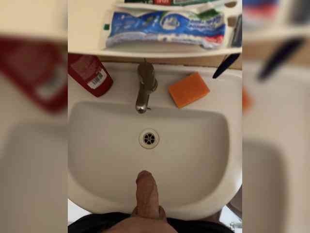 Shxhcrru Live Webcam on BongaCams