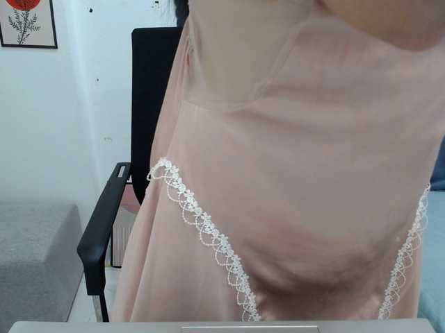 yana--99's BongaCams show and profile