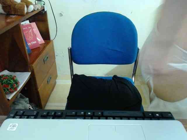 yana--99 webcam