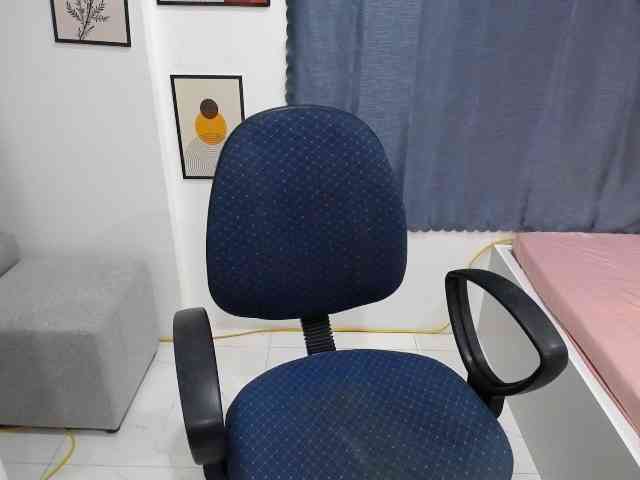 yana--99 webcam