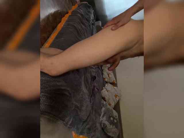 Модель: PORNOOWOOW