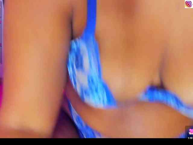 sammypeach webcam