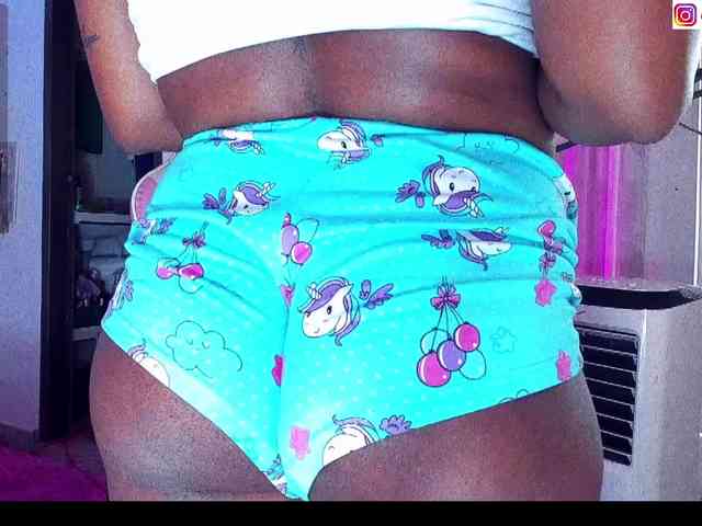sammypeach webcam