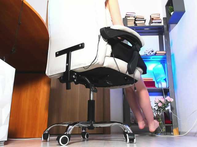 mistressvictoria's BongaCams show and profile