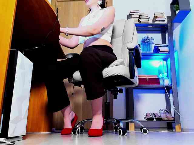 mistressvictoria webcam