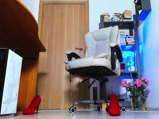 mistressvictoria webcam