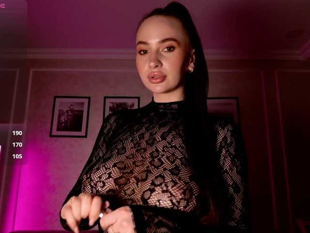 -moon-girl-18's BongaCams show and profile