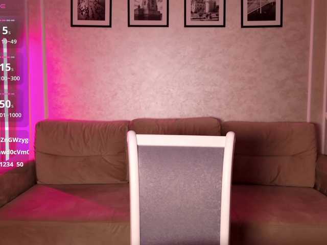 -moon-girl-18 live cam