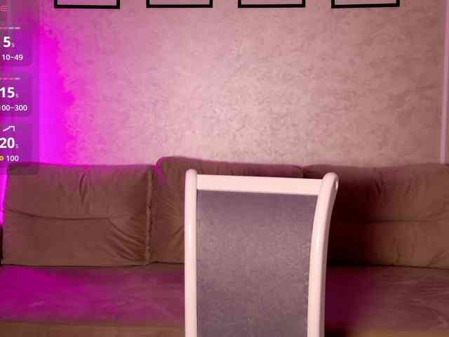 -moon-girl-18 webcam