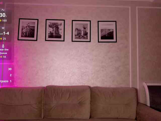 -moon-girl-18 webcam