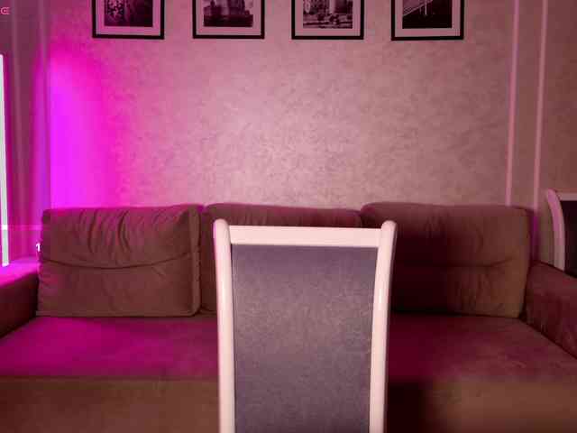 -moon-girl-18 webcam