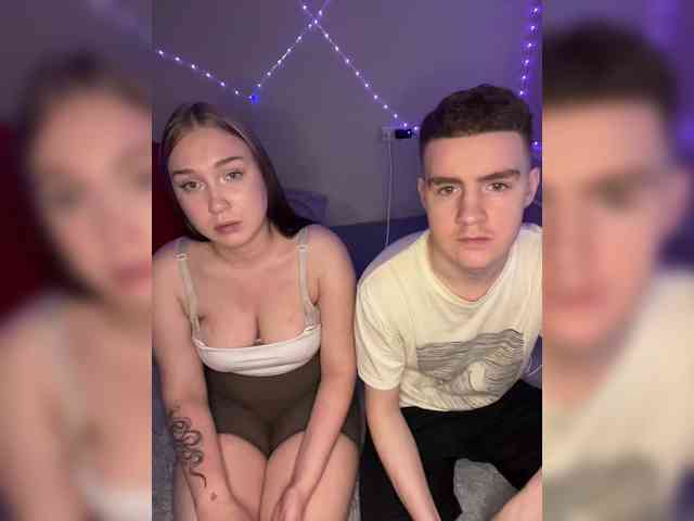 purplewife Live Webcam on BongaCams