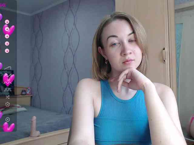 DaddysSluttyGirl webcam