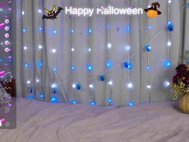 DaddysSluttyGirl webcam