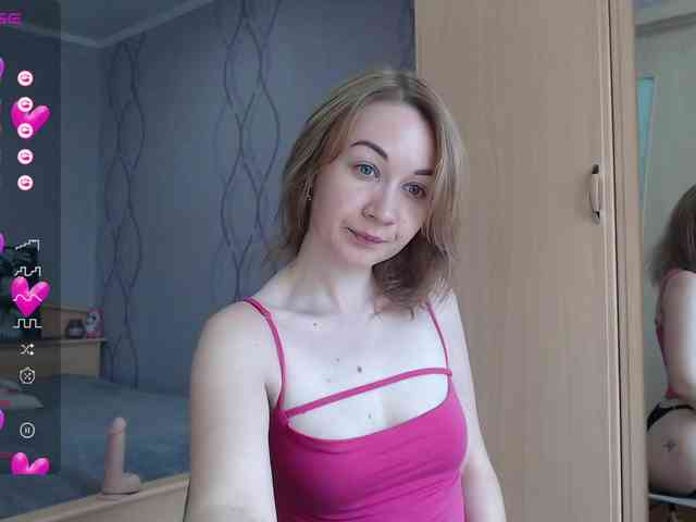 DaddysSluttyGirl webcam