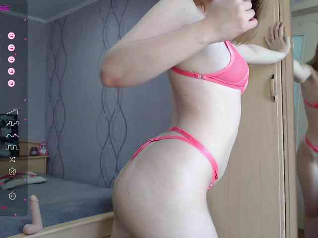 DaddysSluttyGirl webcam